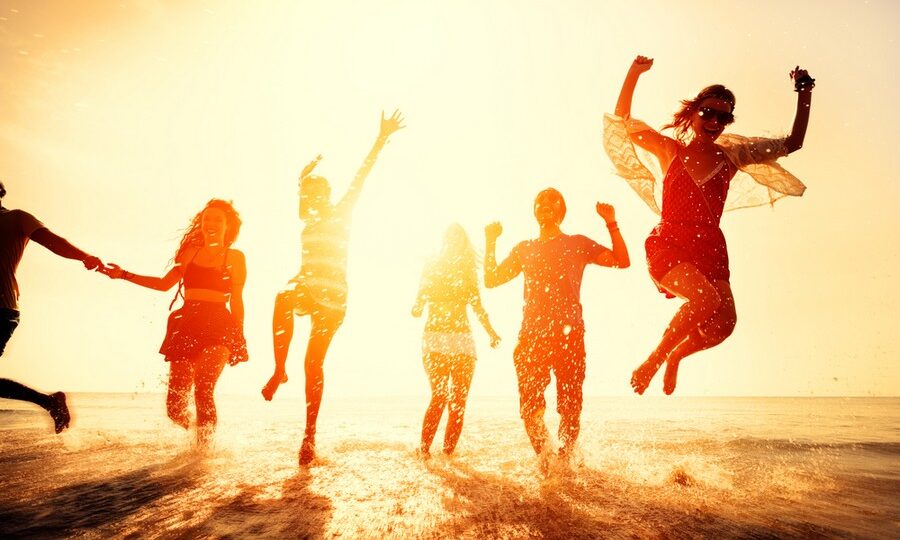 Al mare con amici: desderio post lockdown