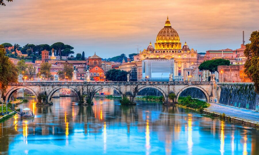 Tevere e Basilica di San Pietro, Roma